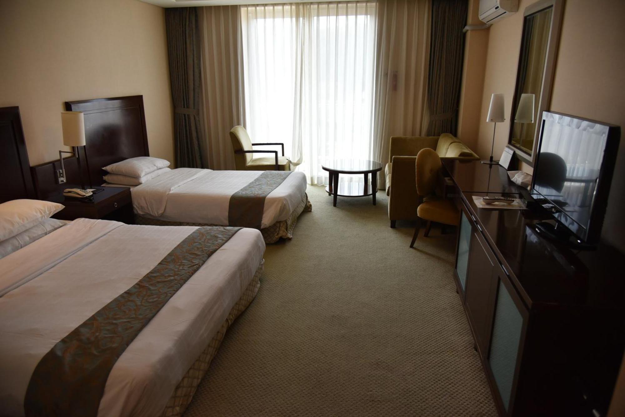 Pocheon Adonis Art Hill Hotel Екстер'єр фото